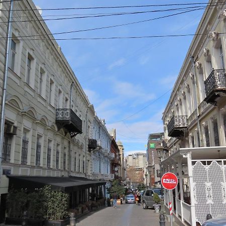 2Br Loft Apartment Near Liberty Square Tbilisi Bagian luar foto